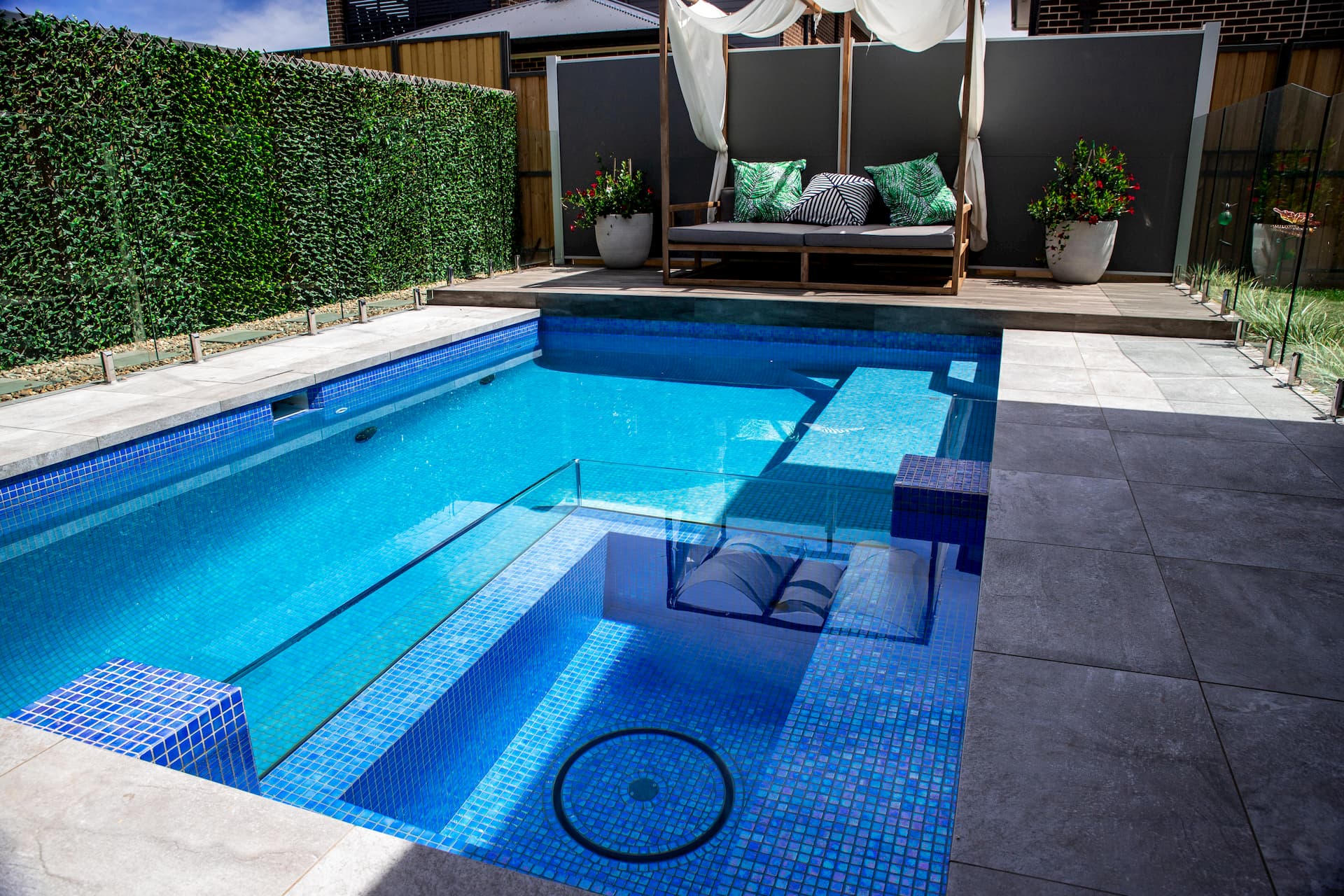 BOX HILL Aquastone Pools & Landscapes